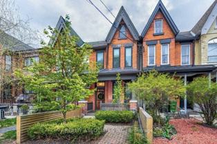 Queen St W & Beaconsfield Ave - Photo 1 of 1