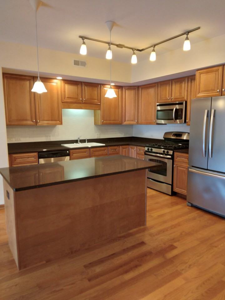 5761 W Higgins Ave #3D - Photo 2 of 14