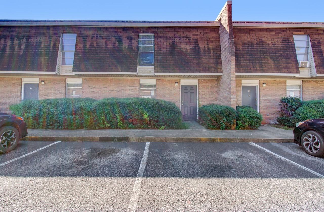 Ashley Chase Apartments - Photo 3 of 32