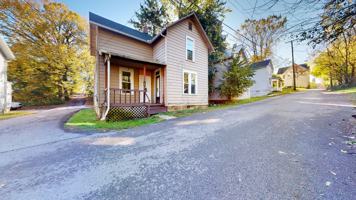 featured image of 132 Sycamore St