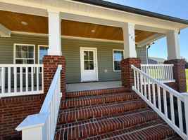 featured image of 420 W Pine St