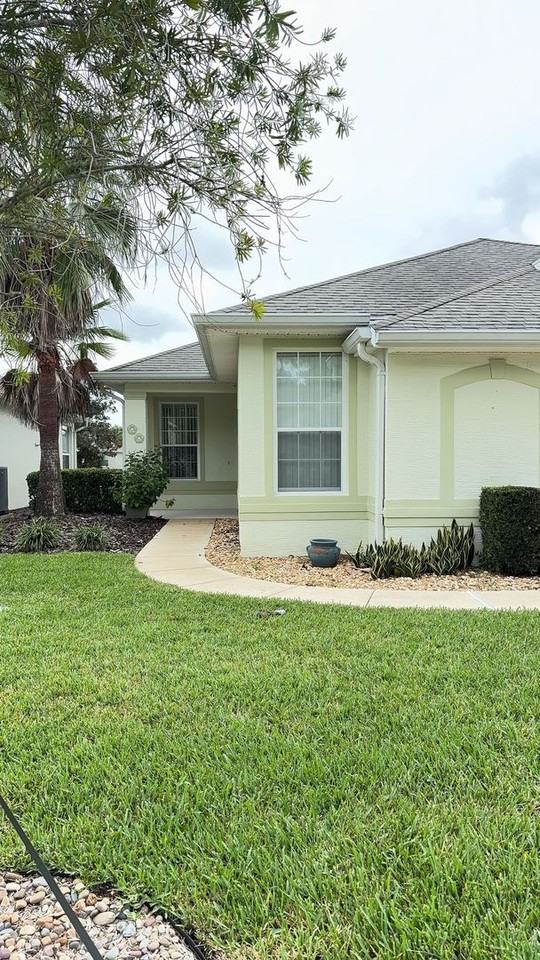 21 Raintree Cir - Photo 2 of 34
