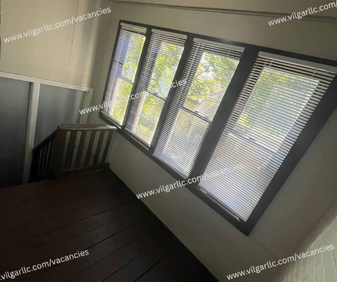 1160 Delaware St - Photo 6 of 22