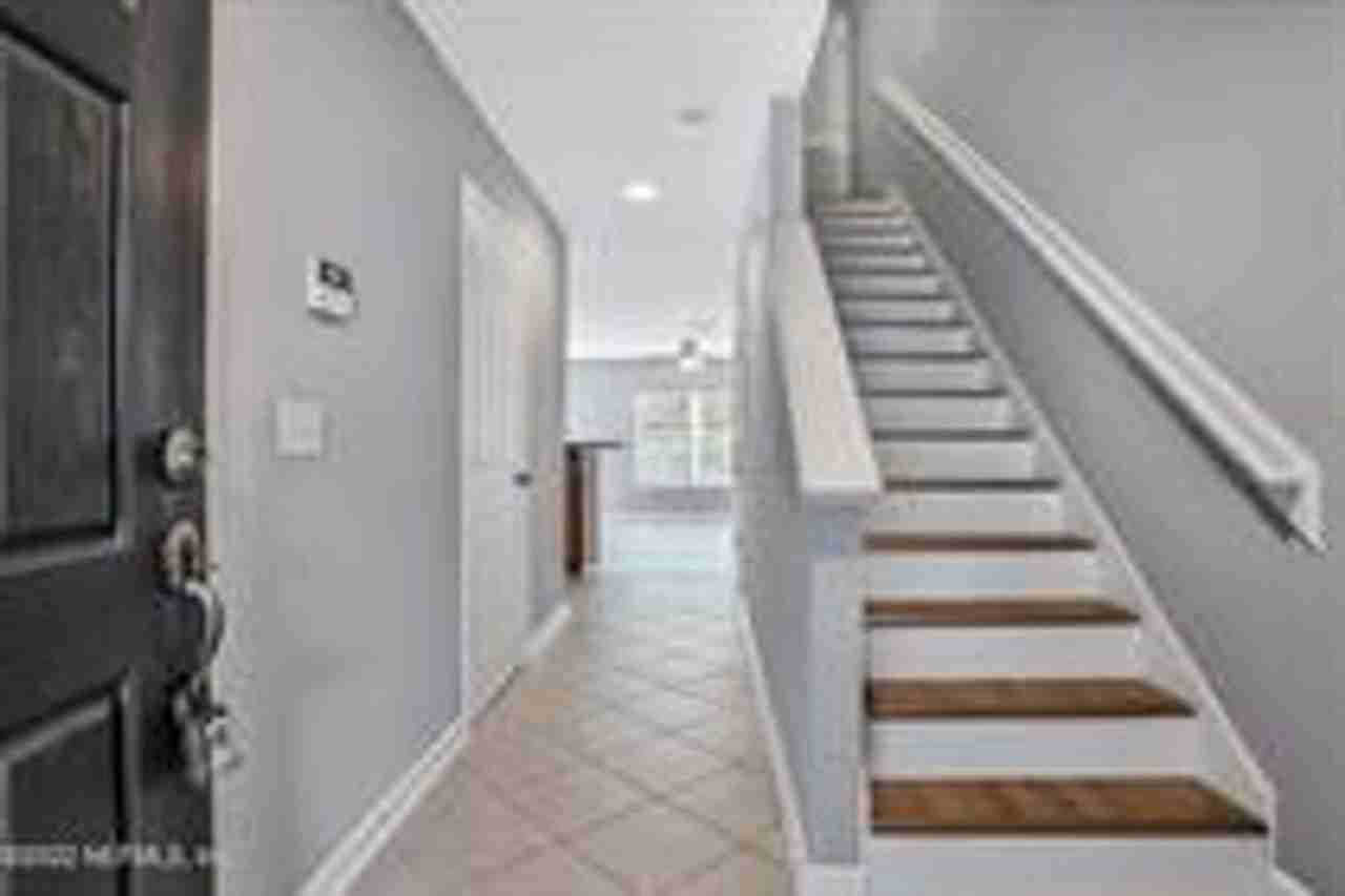 822 S Black Cherry Dr - Photo 3 of 27