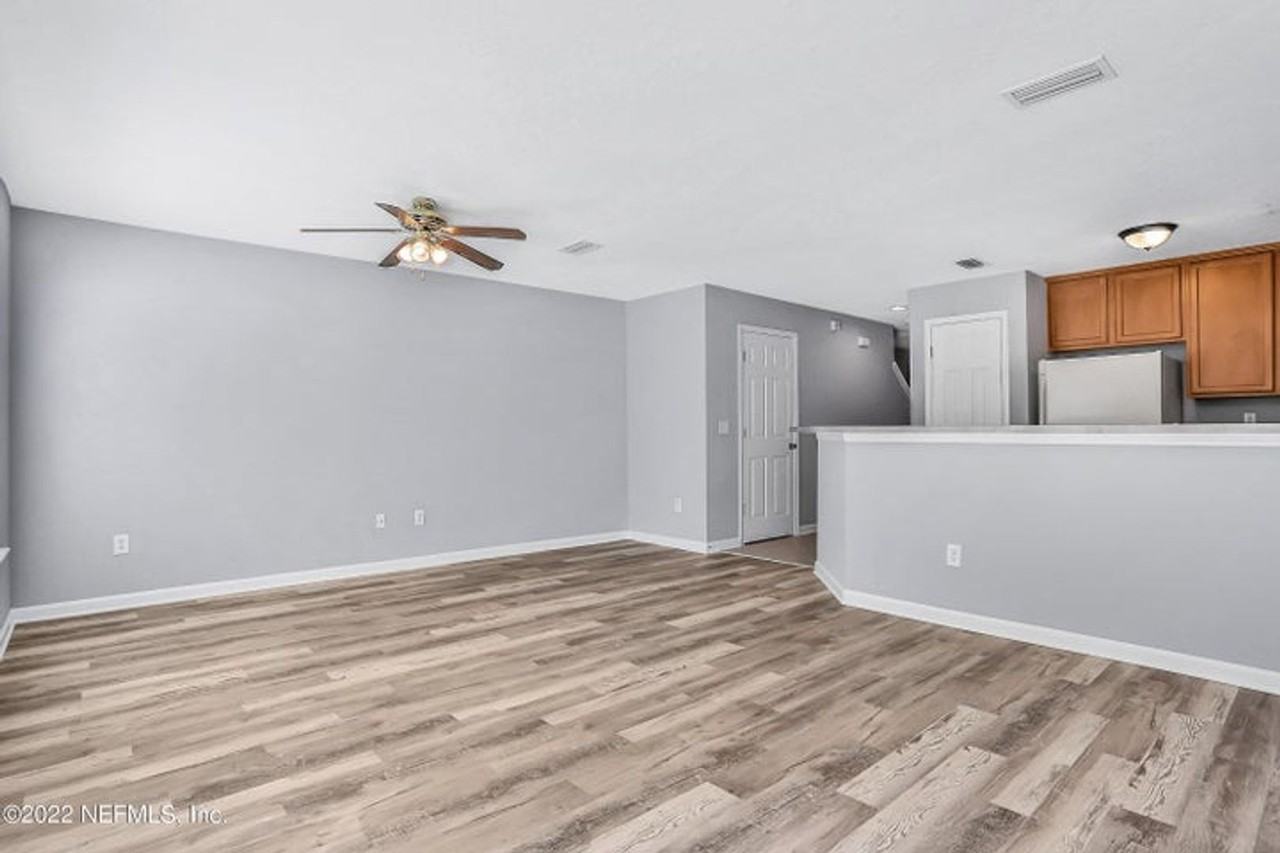 822 S Black Cherry Dr - Photo 7 of 27