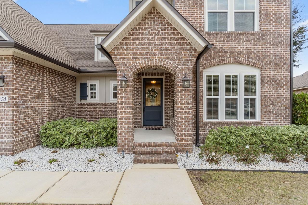 351 Meadow Lake Dr - Photo 3 of 50