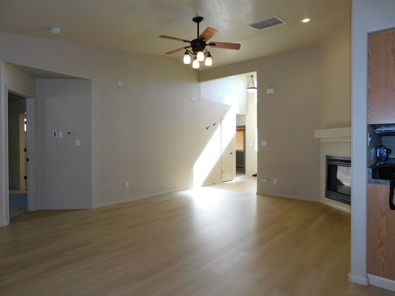1213 E Carolina Ave - Photo 6 of 25