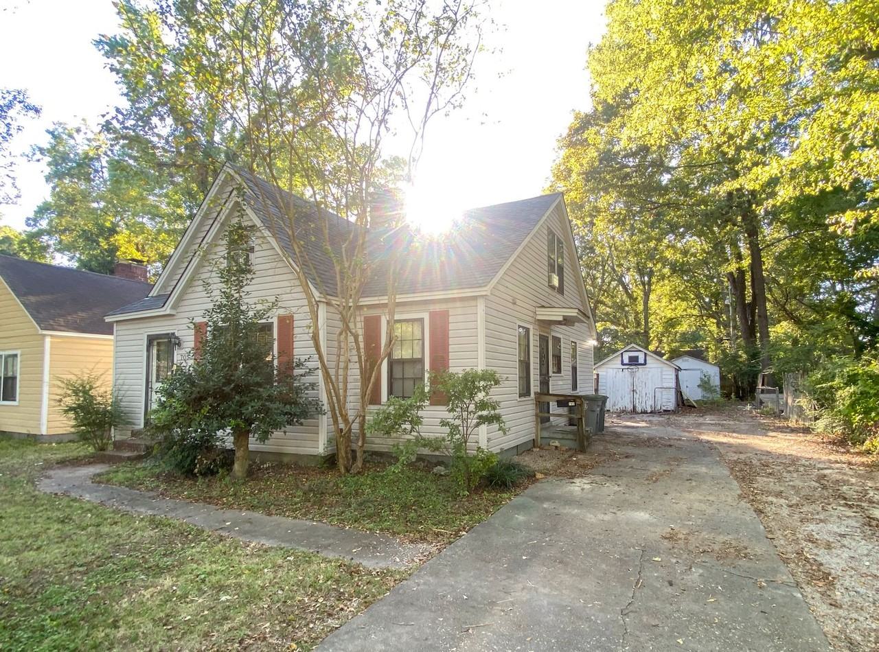 705 South Graham Street - Photo 3 of 19