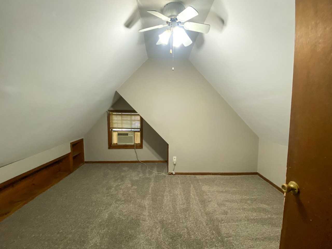 705 South Graham Street - Photo 4 of 19