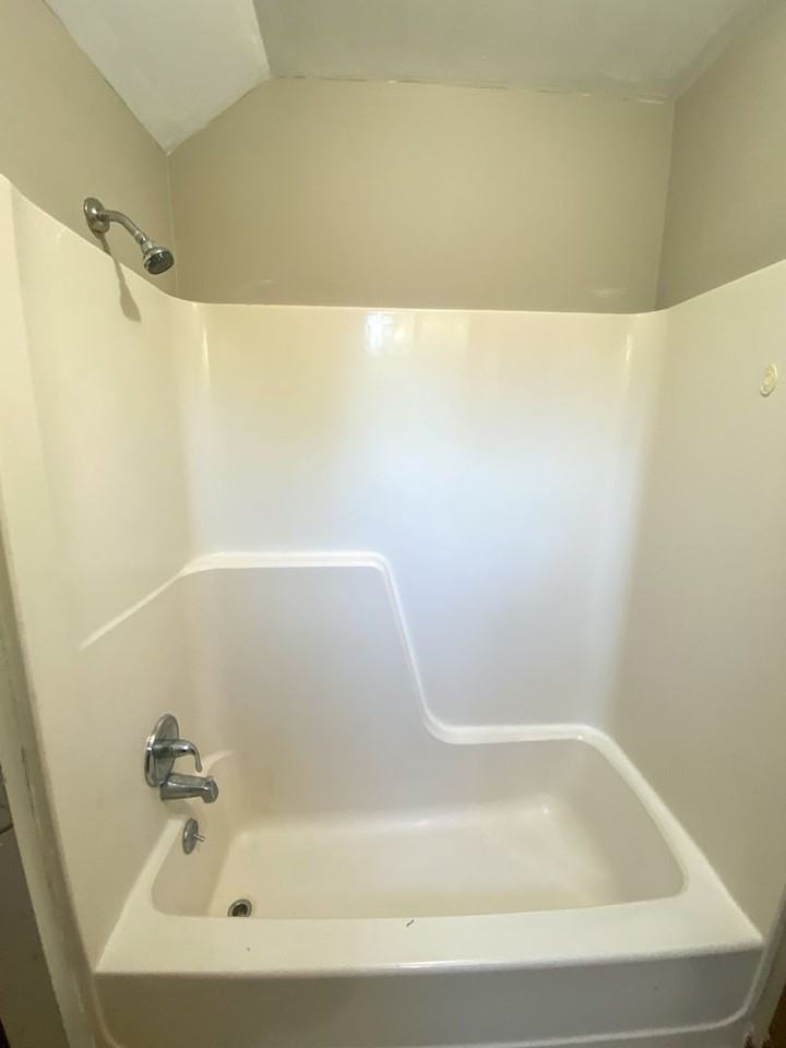 705 South Graham Street - Photo 6 of 19