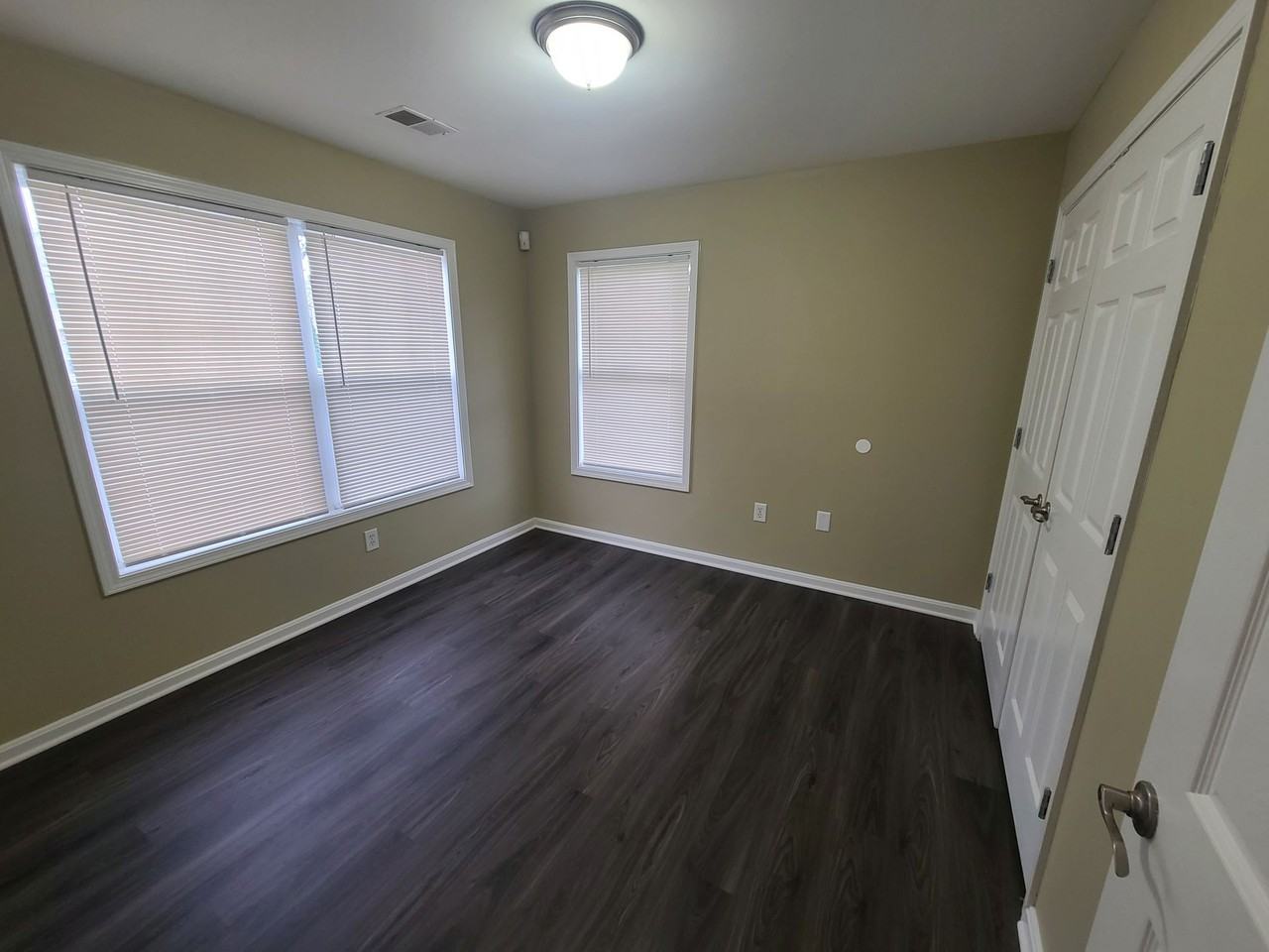 3802 Falcon Crest Dr #125 - Photo 7 of 34