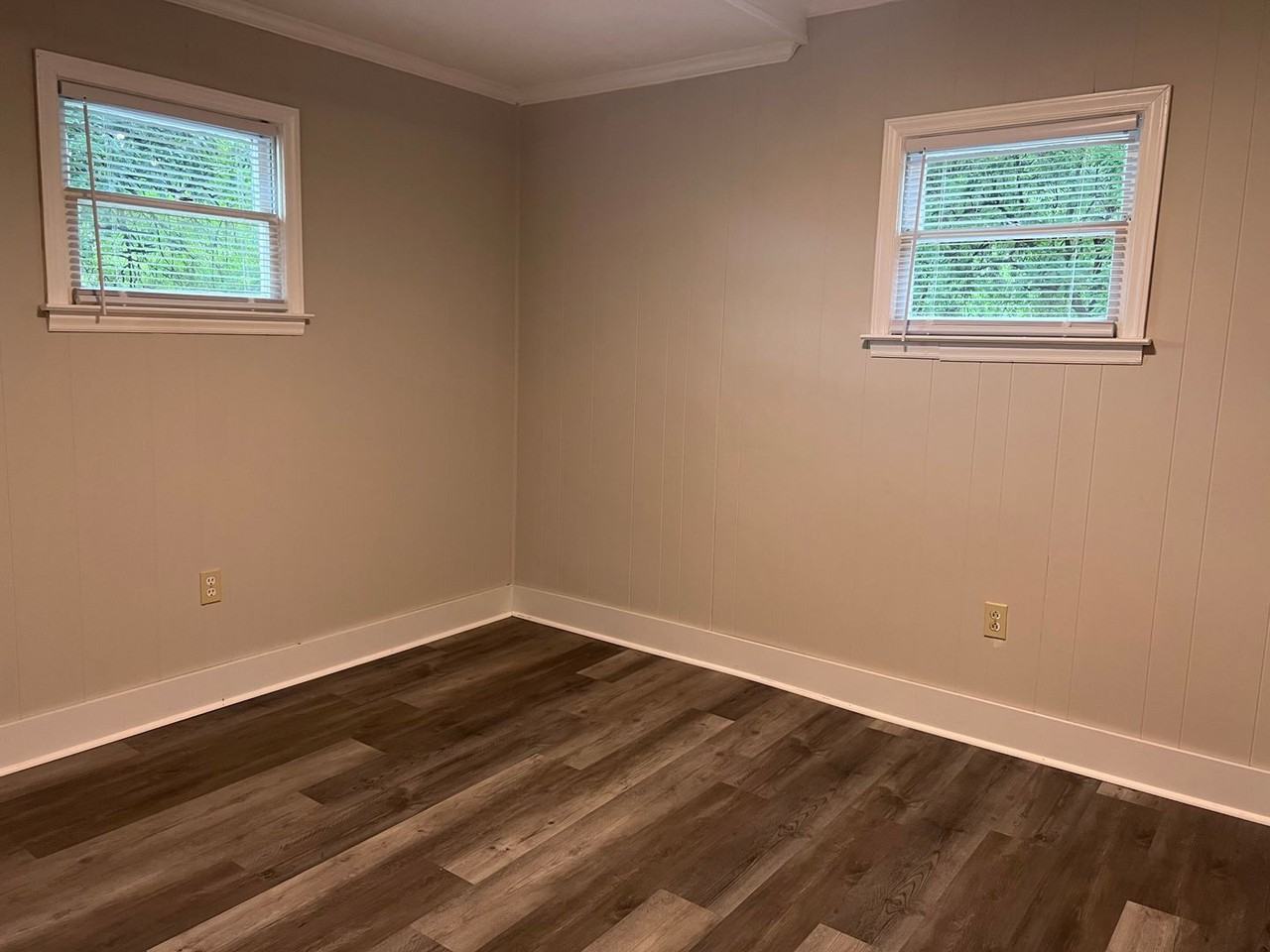 216 Meade St - Photo 6 of 10