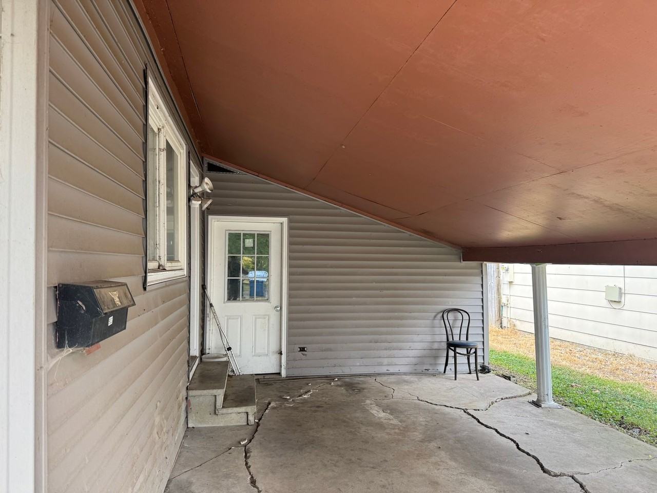 903 Highland St - Photo 2 of 11
