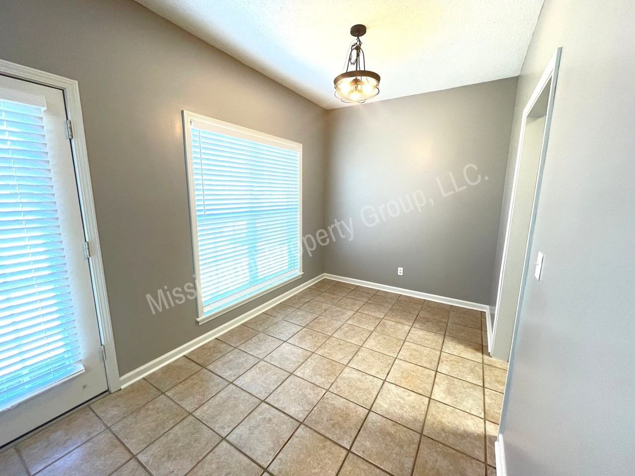 213 Eagles Nest Ln - Photo 4 of 27