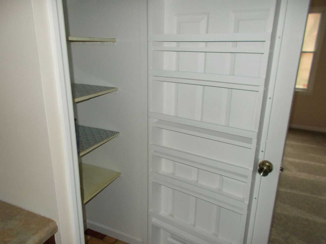 2235 Autumn Way - Photo 6 of 22