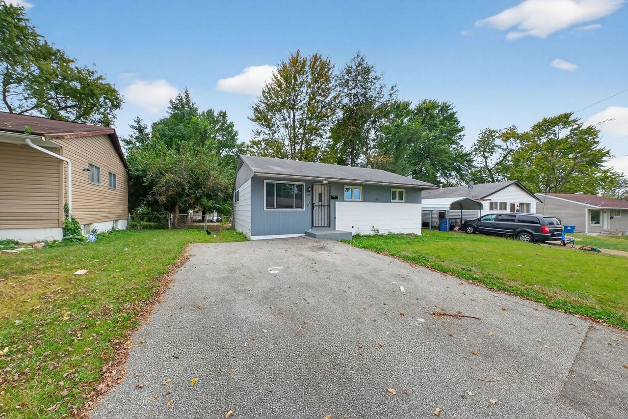 138 Grampian Rd - Photo 3 of 24