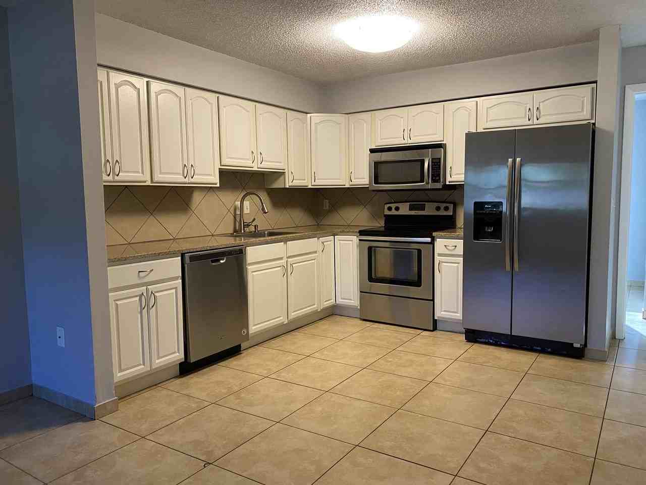 2720 Sunrise Court #2 - Photo 5 of 16