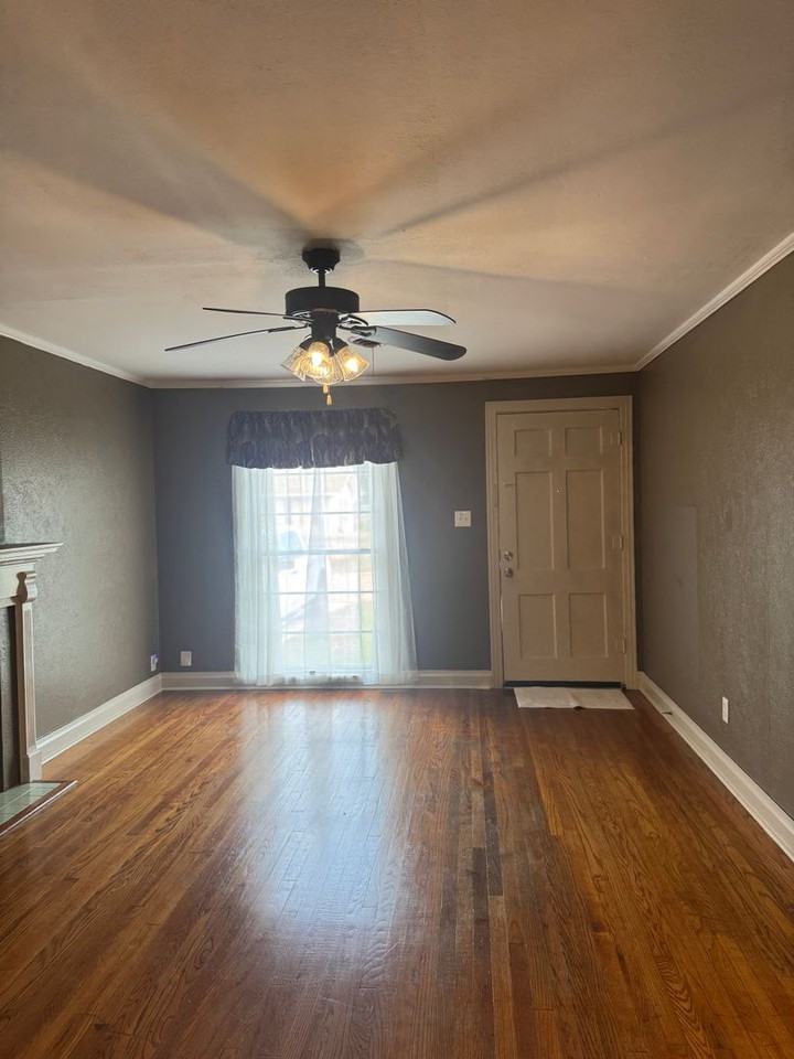 2416 Northside Dr - Photo 3 of 16