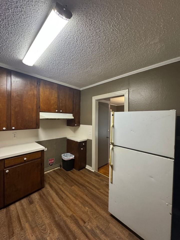 2416 Northside Dr - Photo 7 of 16