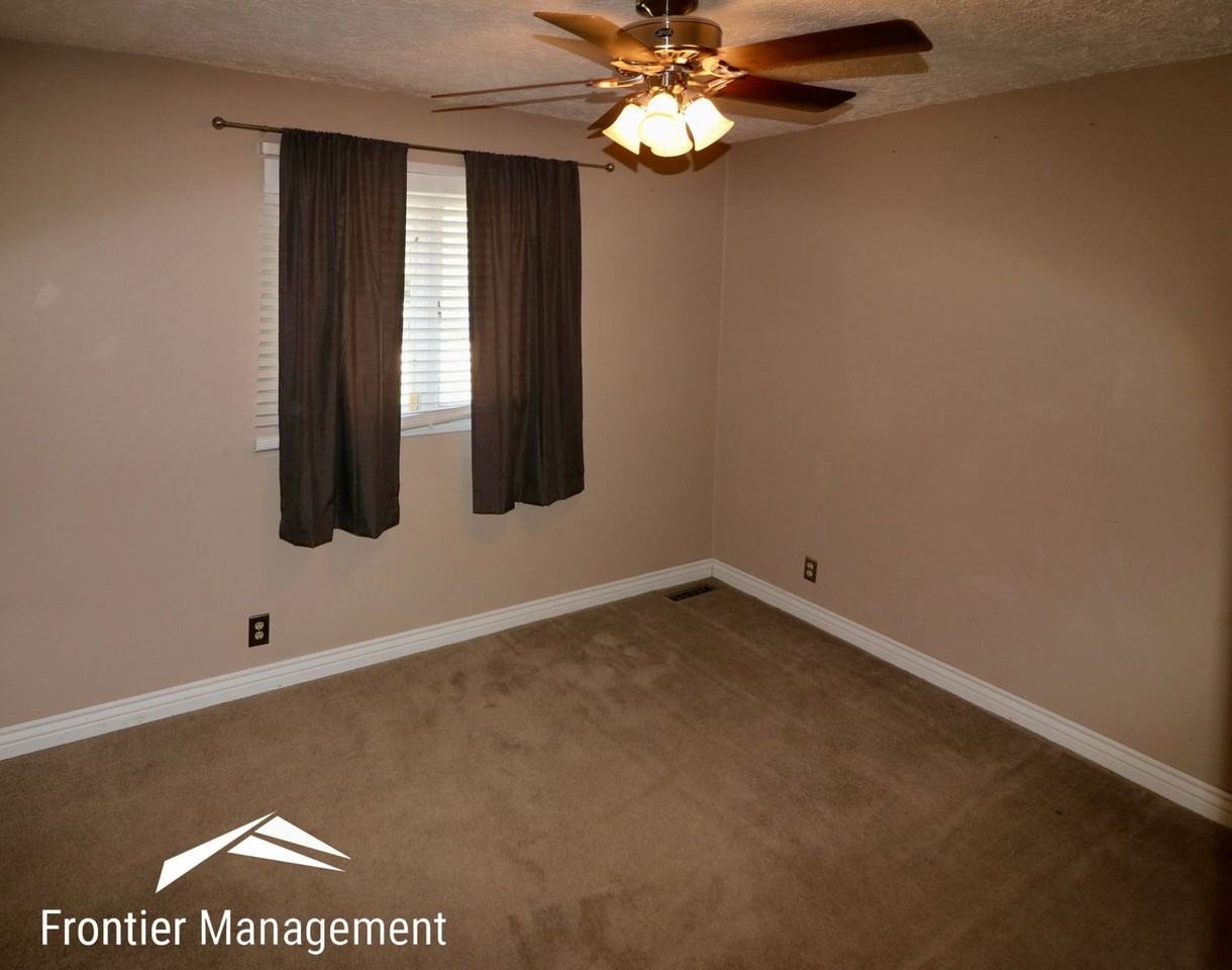 2607 Rogers Blvd - Photo 6 of 14