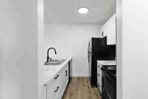 featured image of 3913 Hubbell Ave