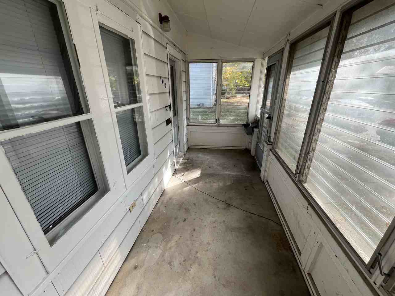 1410 Morton St - Photo 2 of 14