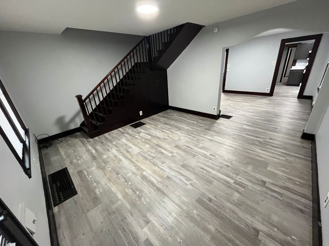 1410 Morton St - Photo 3 of 14