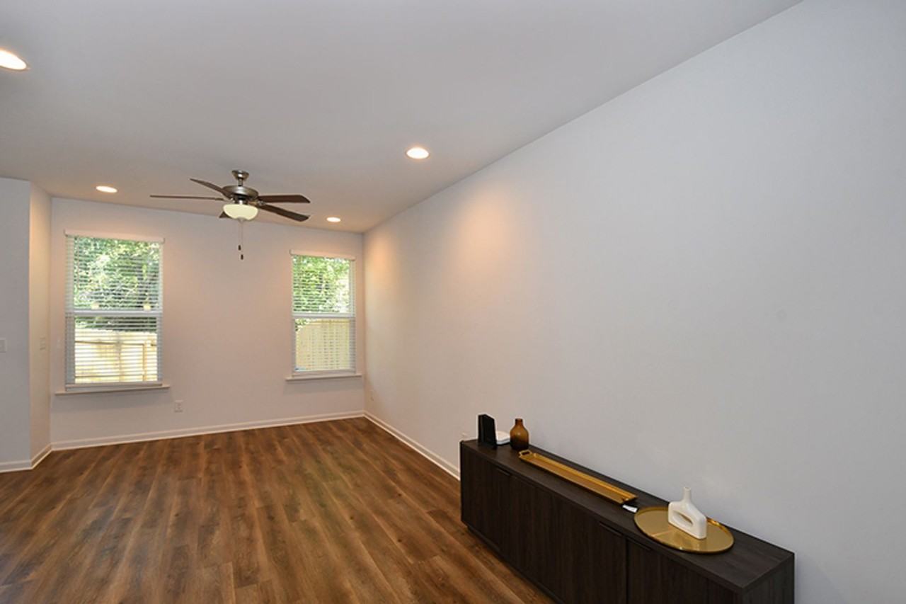 2046 Mcdonald Dr - Photo 5 of 19