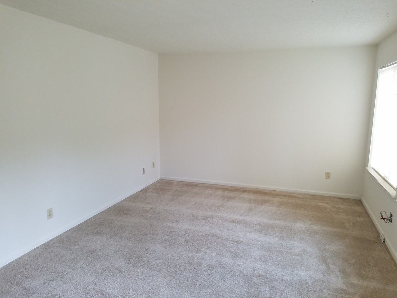 109 ILC PARTNERSHIP, LLC - Photo 6 of 10