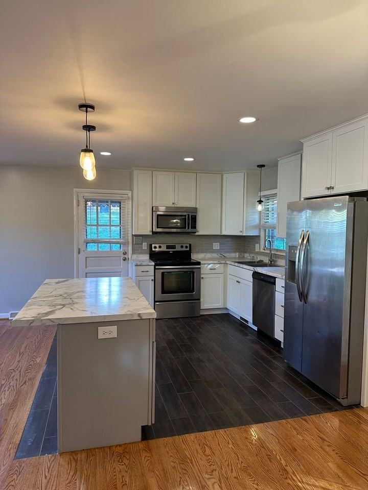 4528 Hazel Dr - Photo 3 of 30