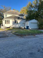 featured image of 1219 N 5th St