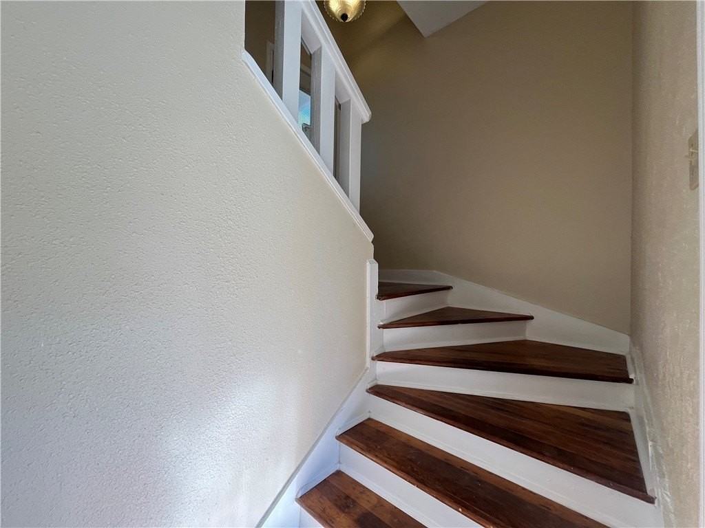3412 Denver Ave #C - Photo 3 of 14