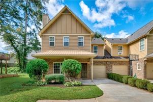 featured image of 4768 Sylvan St