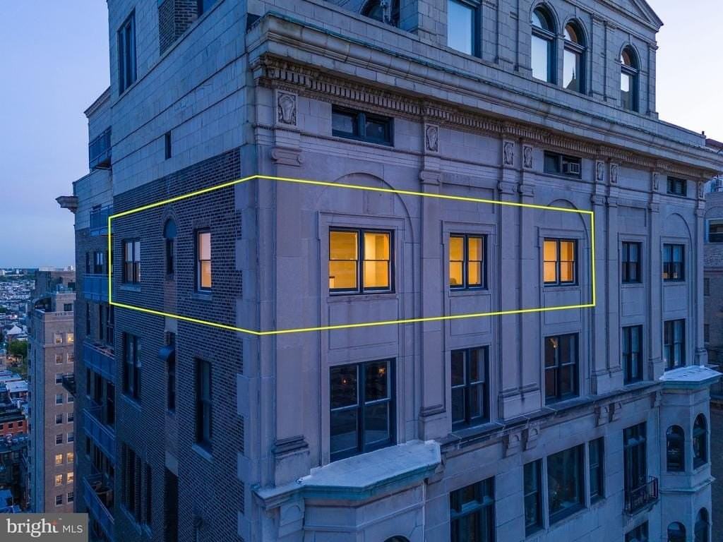 1830 Rittenhouse Sq #17B - Photo 6 of 40