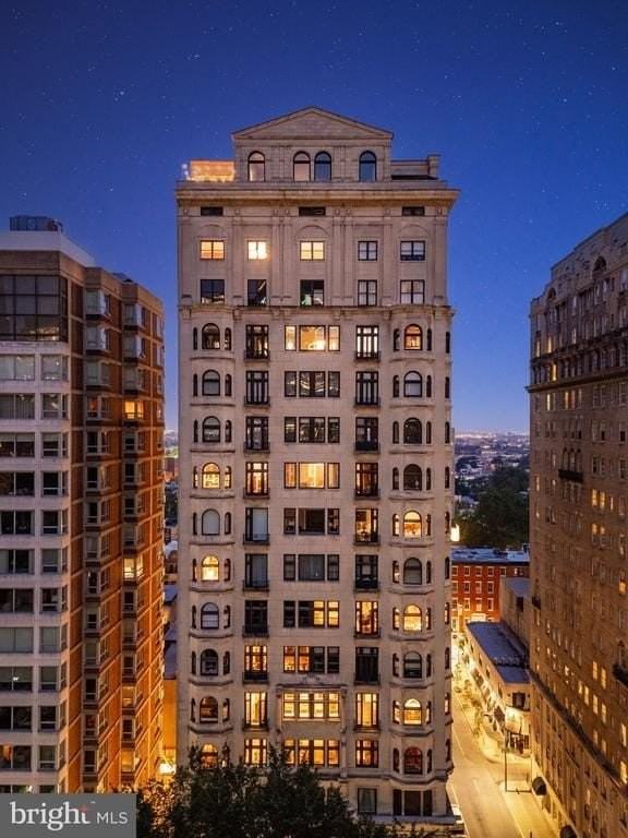 1830 Rittenhouse Sq #17B - Photo 7 of 40