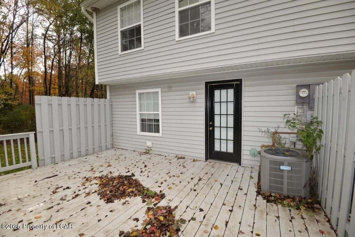 366 Burma Rd - Photo 2 of 10