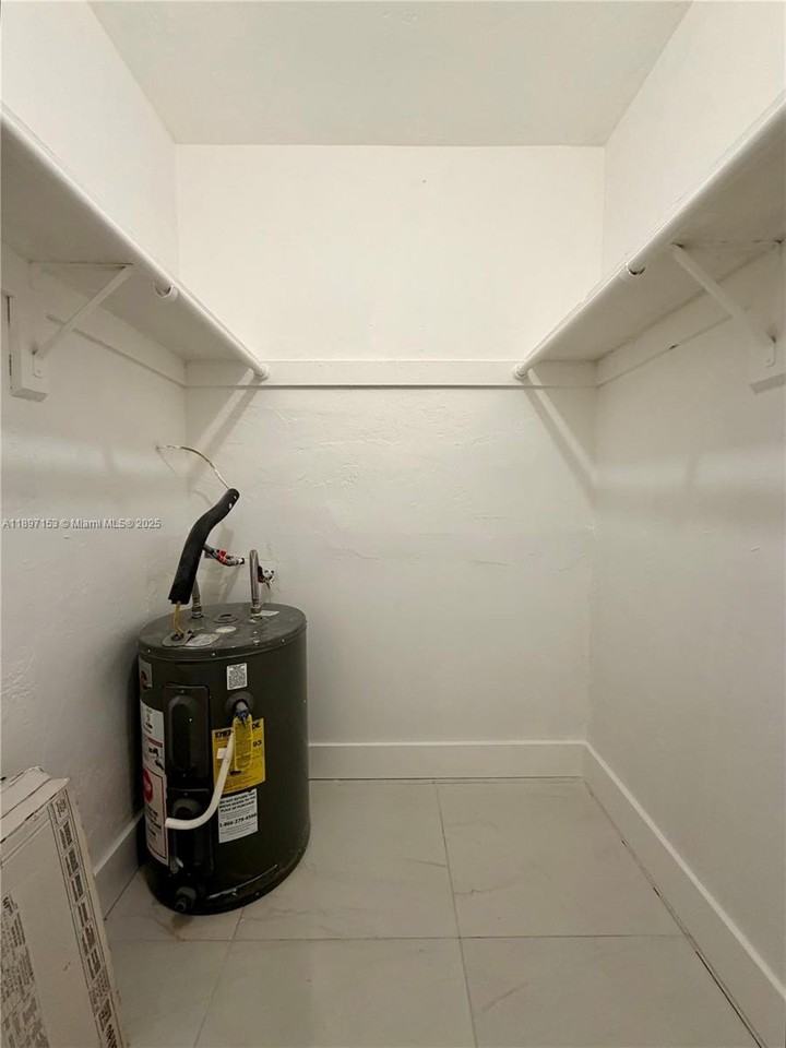 3100 Nw 135th St #4 - Photo 4 of 5