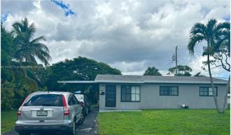 2411 Sw 5th Pl - Photo 1 of 1