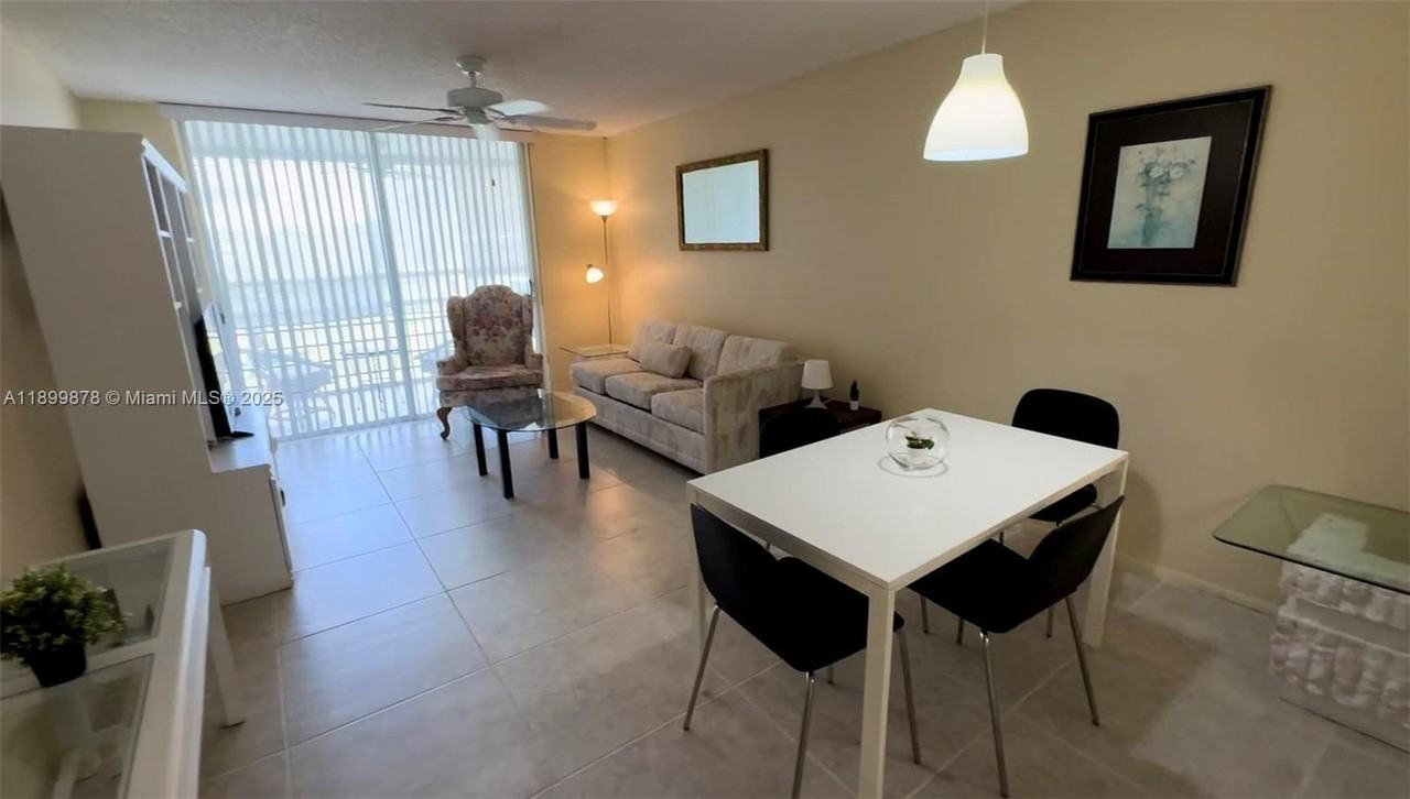 8280 Sunrise Lakes Blvd #205 - Photo 2 of 12