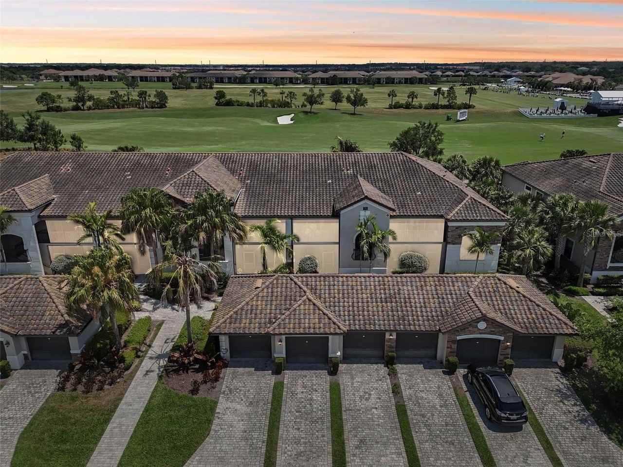 5528 Palmer Cir #204 - Photo 2 of 50