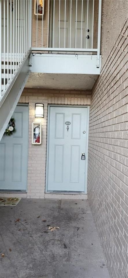 7210 North Manhattan Avenue #2514 - Photo 3 of 13