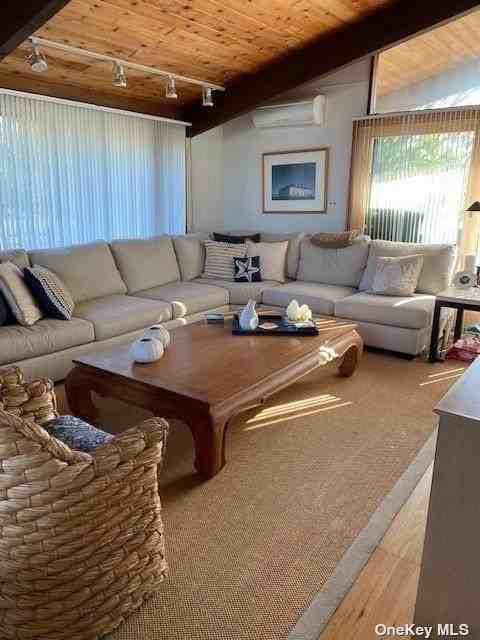 41 Atlantic Avenue - Photo 5 of 17