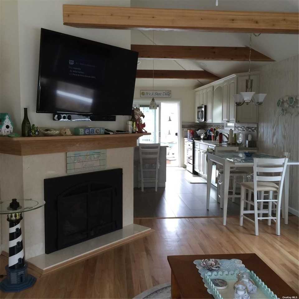 45 Beachwold Ave - Photo 3 of 9