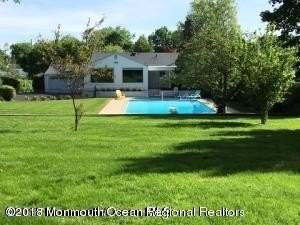 274 Hollywood Ave - Photo 2 of 14