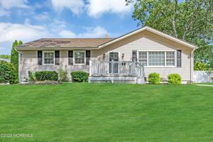 featured image of 1708 Grove St