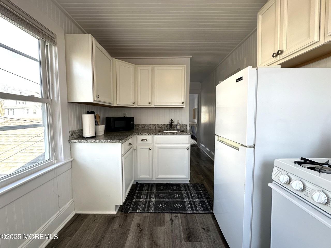 506 7th Ave Unit Rear #REAR - Photo 7 of 16