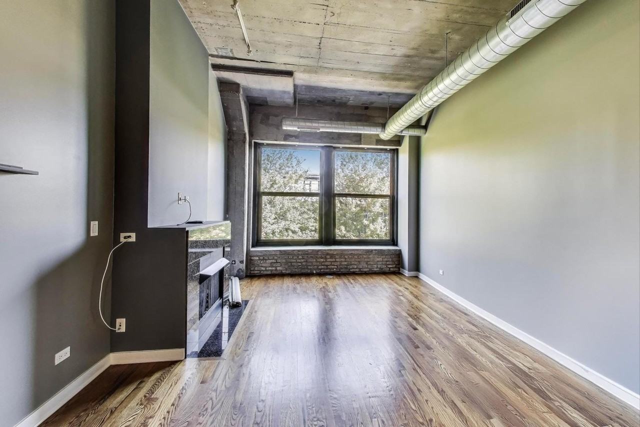 1071 West 15th Street #352 - Photo 3 of 17