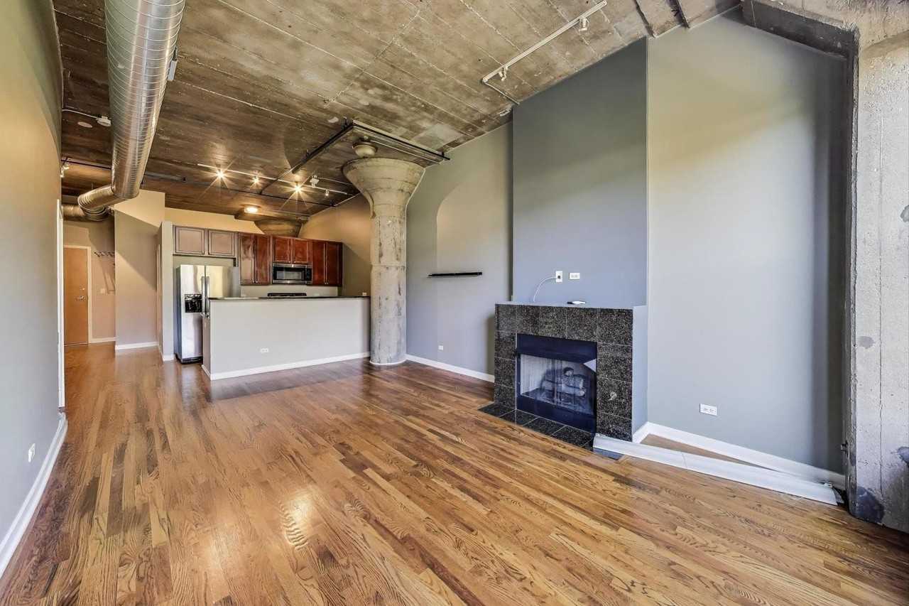 1071 West 15th Street #352 - Photo 4 of 17
