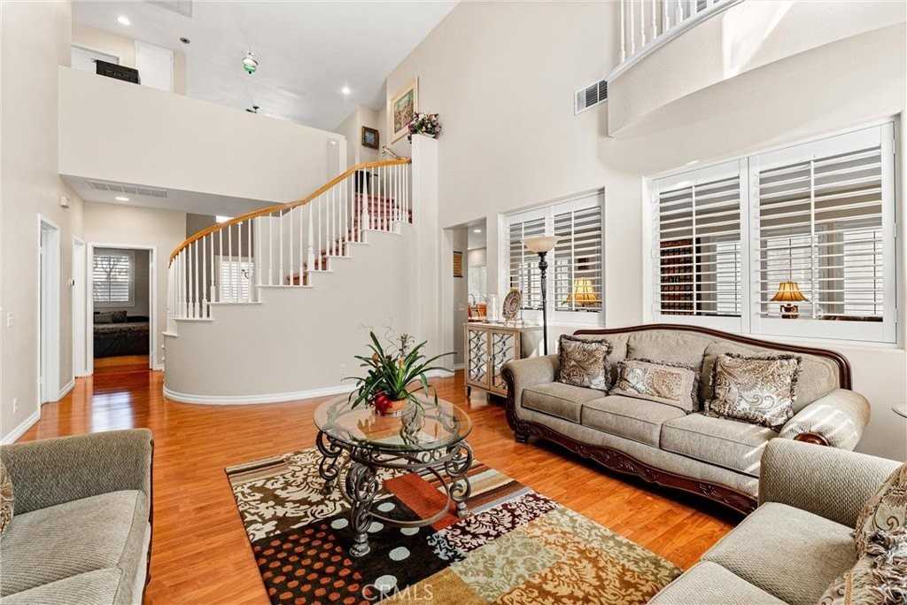 8705 E Running Springs Dr - Photo 4 of 37