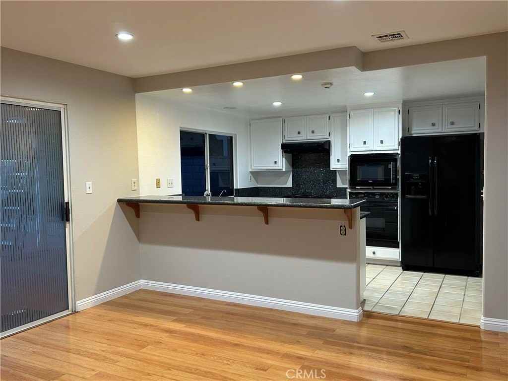 25823 Browning Place - Photo 6 of 23